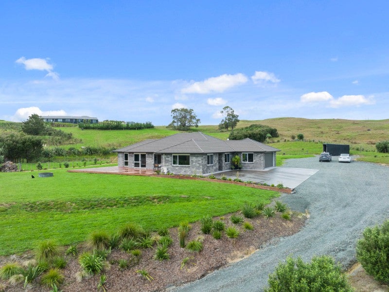 339A Otaika Valley Road, Whangarei - Carousel 21