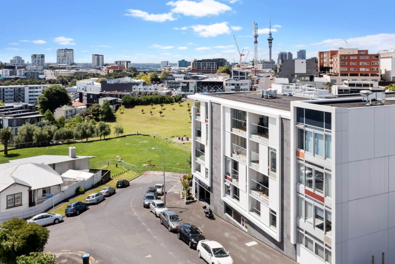 305/15 Rendall Place, Eden Terrace, Auckland - Carousel 1
