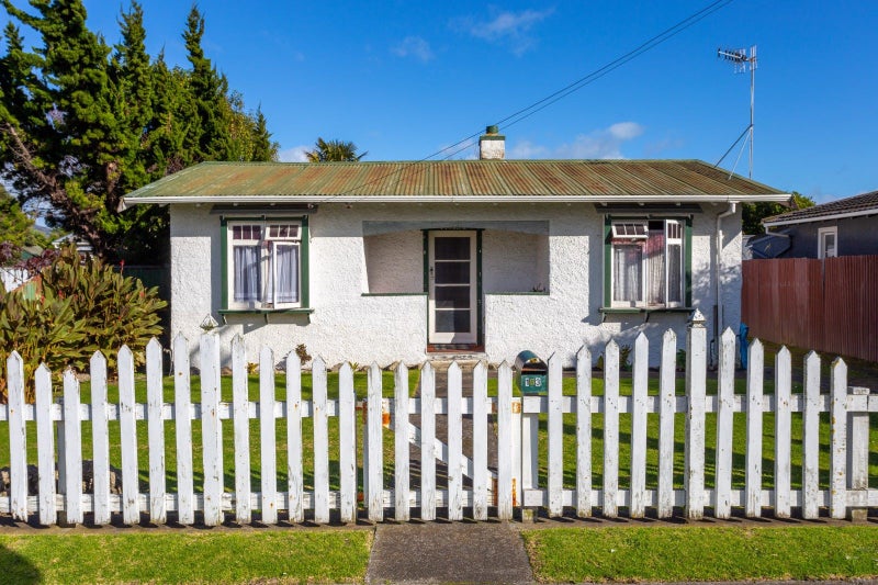 183 Cornfoot Street, Castlecliff, Whanganui - Carousel 1