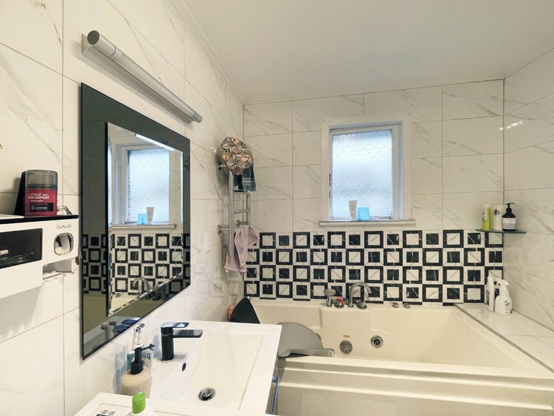 3/4 Patterson Street, Sandringham, Auckland - Carousel 5