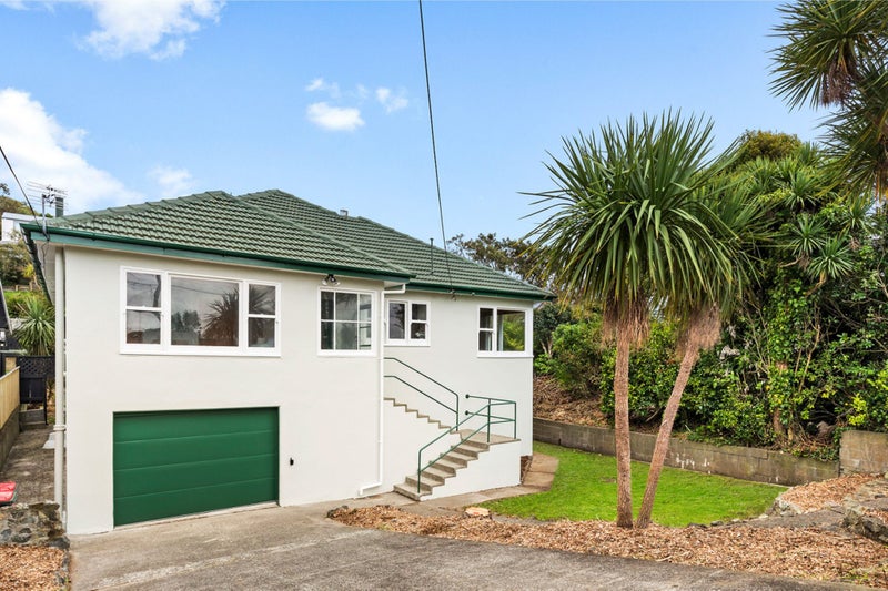 54 Beauchamp Street, Karori, Wellington - Carousel 1