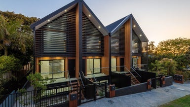 2/20 Fairview Road, Mount Eden, Auckland - Carousel 1