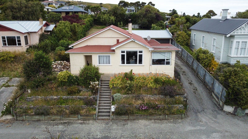19 Avon Street, South Hill, Oamaru - Carousel 28