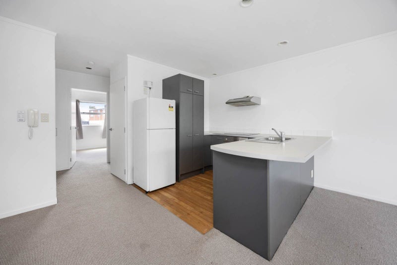 14/3 Ngahura Street, Eden Terrace, Auckland - Carousel 2