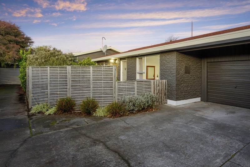 2/34 Picton Avenue, Riccarton, Christchurch - Carousel 13