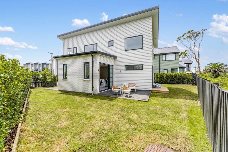 6 Teuila Grove, Wai o Taiki Bay, Auckland - Carousel 2