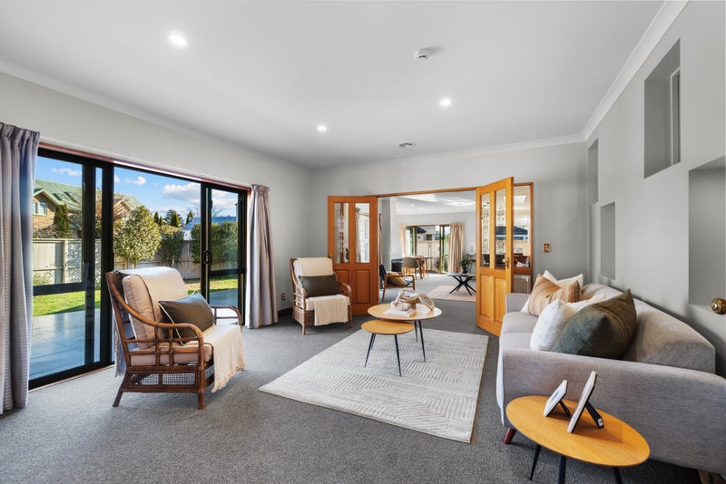 128 Lake Terrace Road, Burwood, Christchurch - Carousel 2