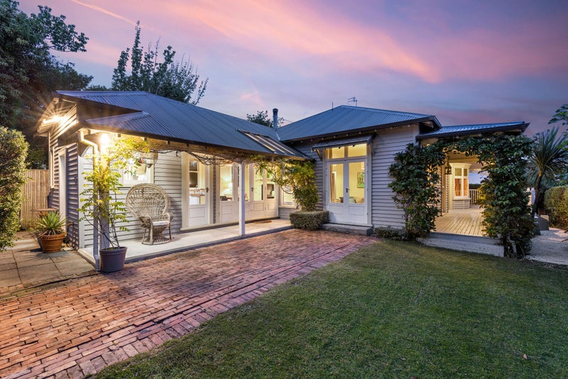 93 Dyers Pass Road, Cashmere, Christchurch - Carousel 1