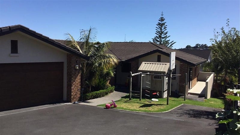 25 Brodie Place, Bethlehem, Tauranga - Carousel 1
