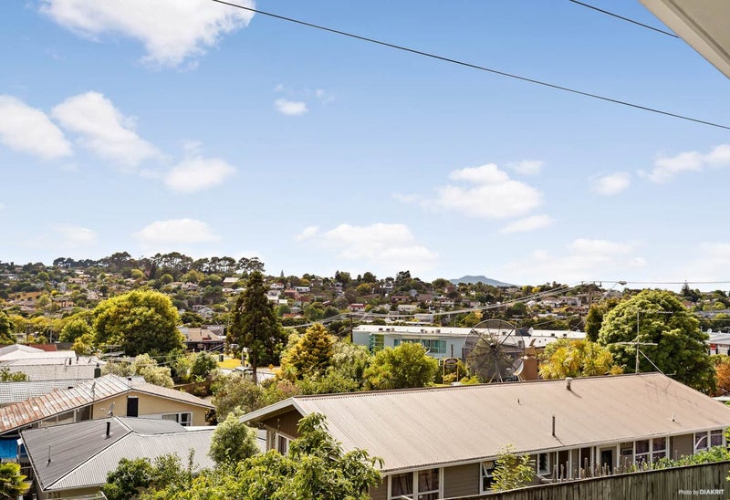 2/190 SUNNYNOOK RD, Tōtara Vale, Auckland - Carousel 16