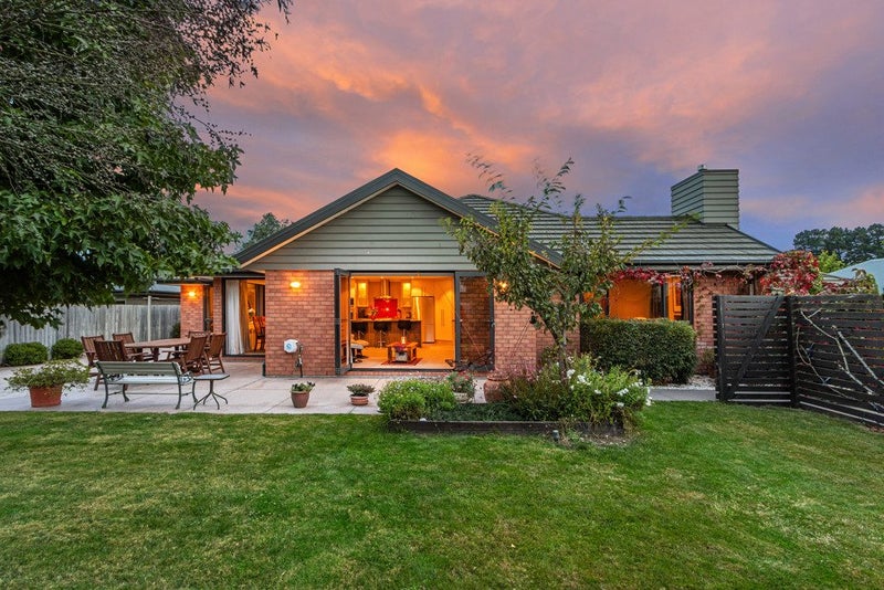 10 Mokihi Gardens, Hillmorton, Christchurch - Carousel 1