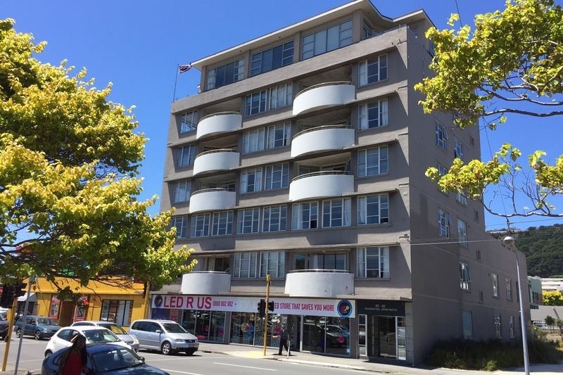 8/80 Kent Terrace, Mount Victoria, Wellington - Carousel 10