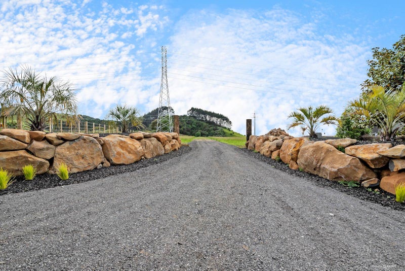 15 Sharp Way, Pōkeno - Carousel 1