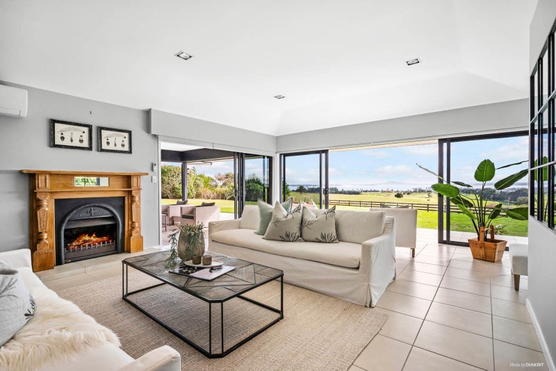 682 Whitford-Maraetai Road, Howick - Carousel 1