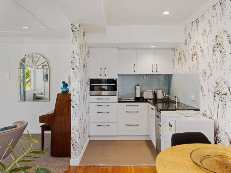 1 Fenwick Street, Westshore, Napier - Carousel 35