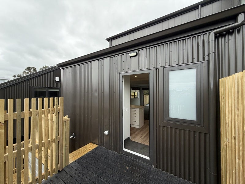 14 Omega Street, Newlands, Wellington - Carousel 18