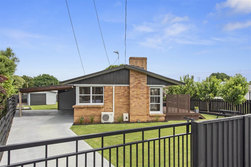 42 Hendon Road, Fairview Downs, Hamilton - Carousel 1