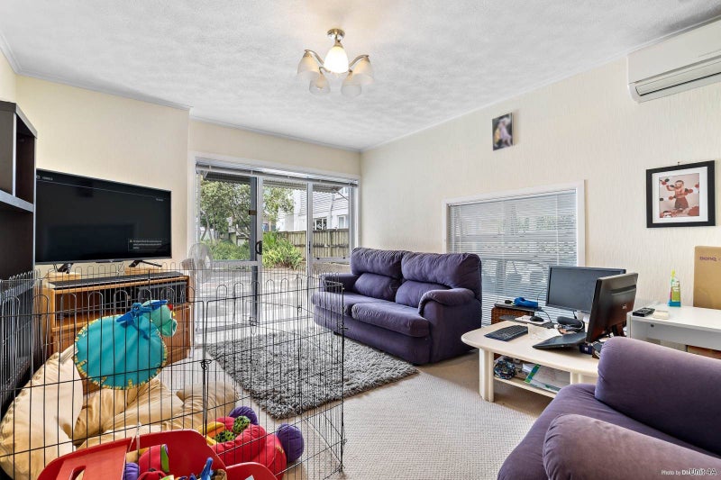 4A Green Lane East, Remuera, Auckland - Carousel 1