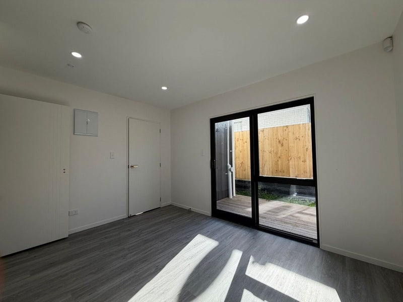 58E Friesian Drive, Māngere, Auckland - Carousel 2