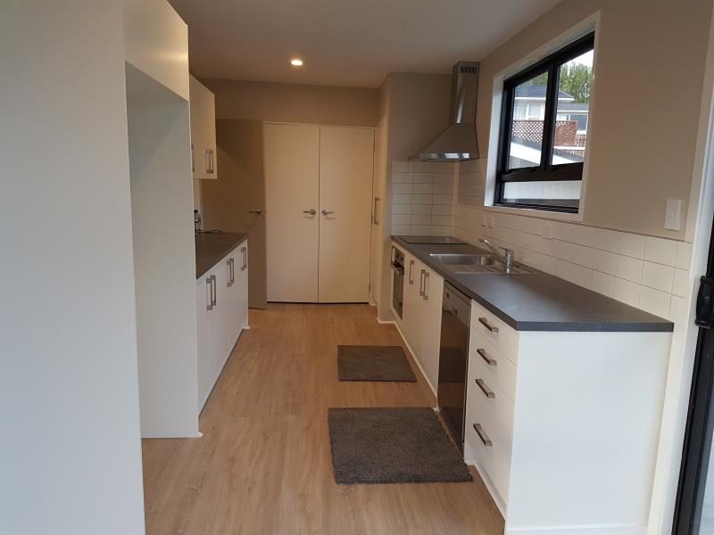 2 Quinn Grove, Ranui, Porirua - Carousel 2