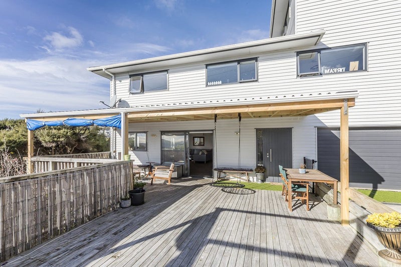 11A Polestar Lane, Whitby, Porirua - Carousel 1