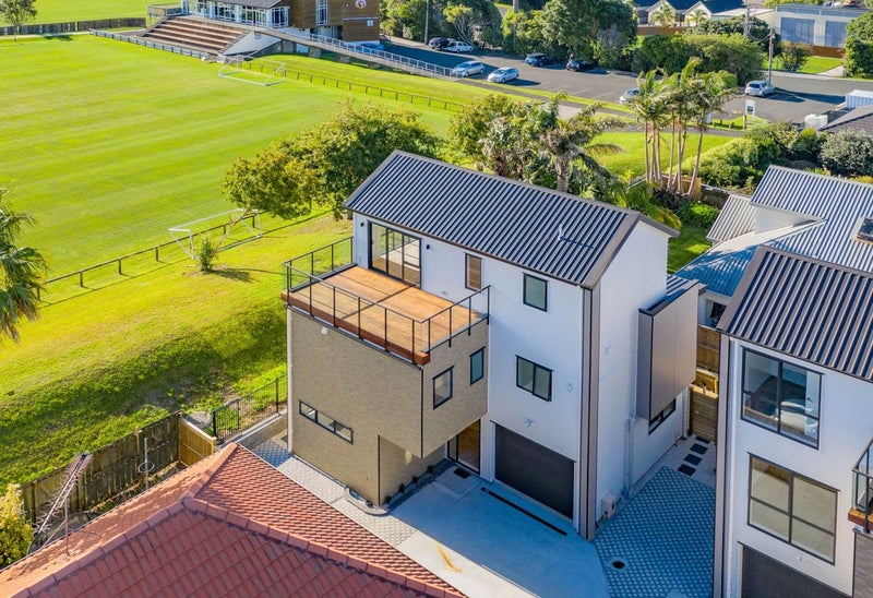 844D East Coast Road, Oteha, Auckland - Carousel 2