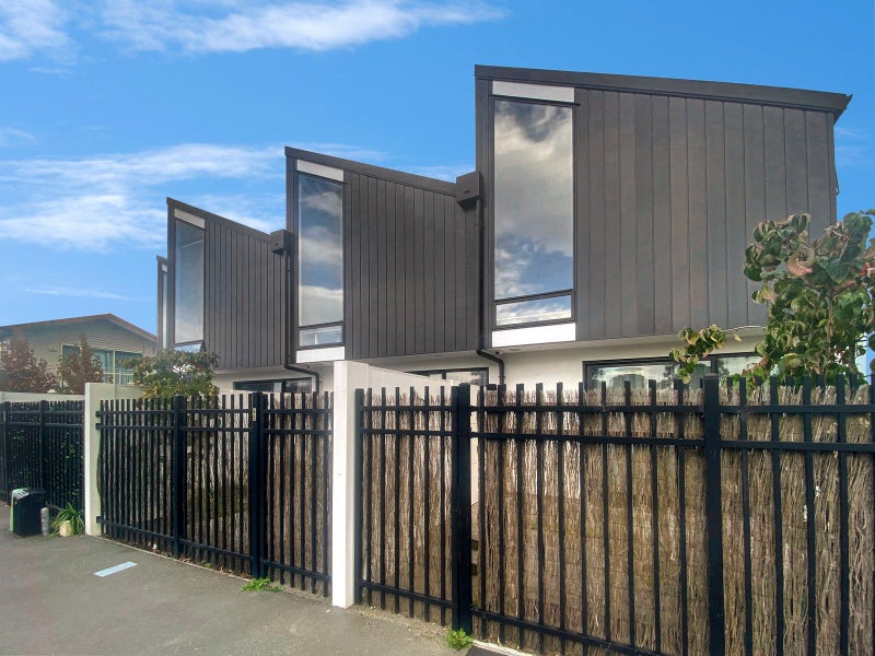 63A Osborne Street, Waltham, Christchurch - Carousel 1