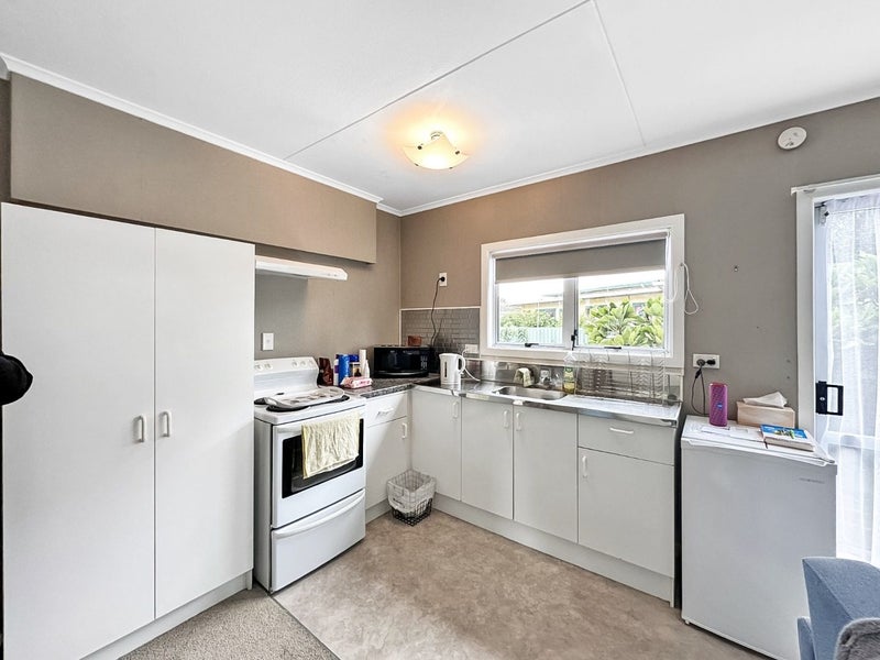 12C Alma Road, Gonville, Whanganui - Carousel 2
