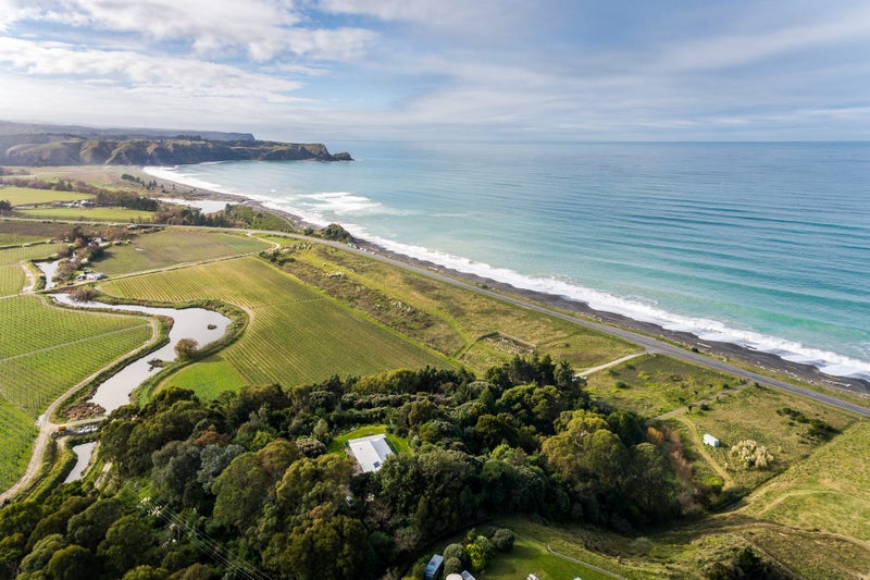 1443 Wairoa Road, ESKDALE, NAPIER - Carousel 2