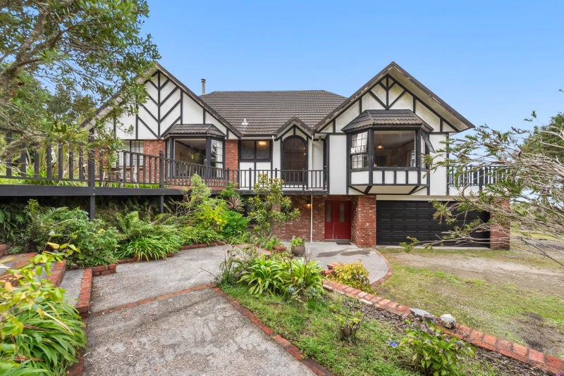 117 Sweetacres Drive, Belmont, Lower Hutt - Carousel 1