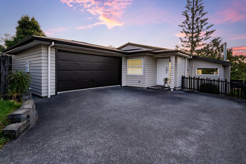 133C Rosier Road, Glen Eden, Auckland - Carousel 1