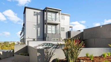 19/270 Onewa Road, Birkenhead, Auckland - Carousel 1