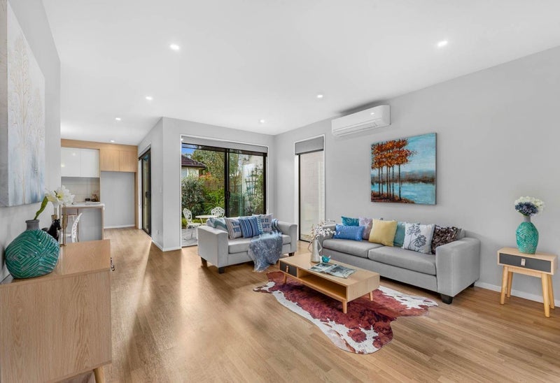 37B Eastview Road, Glen Innes, Auckland - Carousel 2