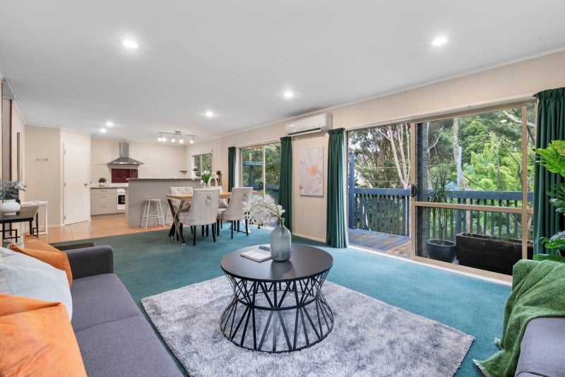 2/14 Vonnell Place, Birkdale, Auckland - Carousel 1