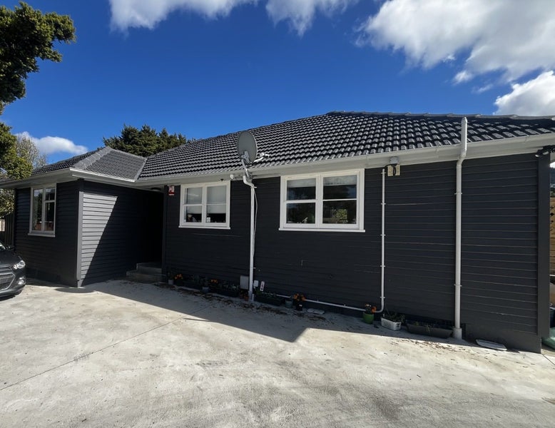 90 Longfellow Street, Trentham, Upper Hutt - Carousel 2