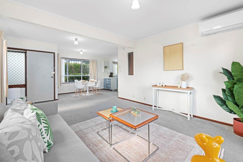 1/11 Queen Street, Papakura, Auckland - Carousel 2