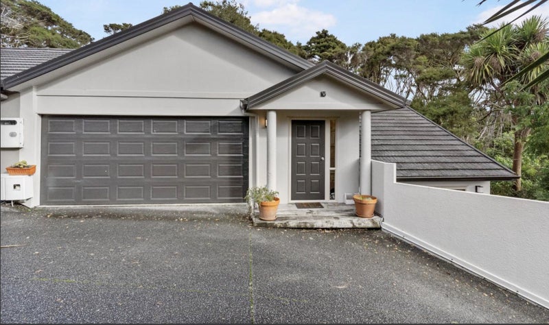 1/114 Seaview Road, Glenfield, Auckland - Carousel 2