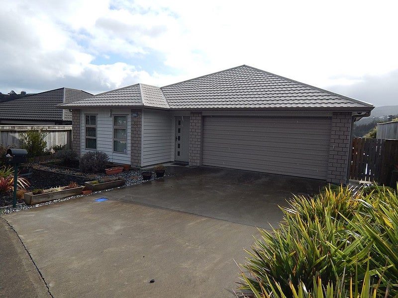 33 Speldhurst Grove, Stokes Valley, Lower Hutt - Carousel 10