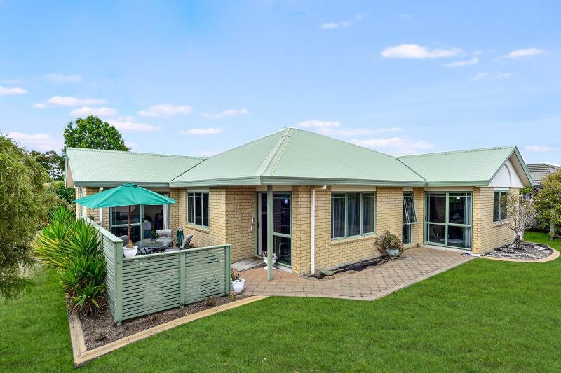 2 Dingwall Court, Rototuna, Hamilton - Carousel 2