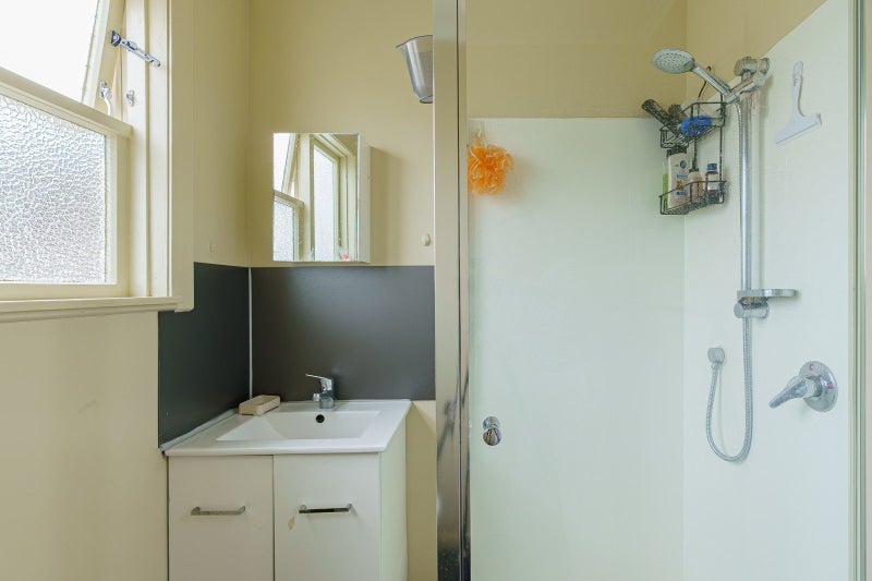 1019 St Aubyn Street West, Saint Leonards, Hastings - Carousel 7