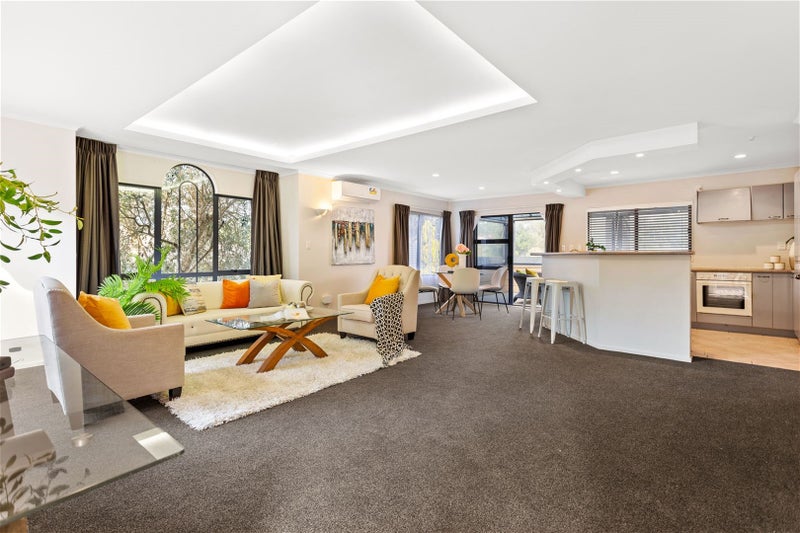 1/22 Lagoon Way, West Harbour, Auckland - Carousel 2