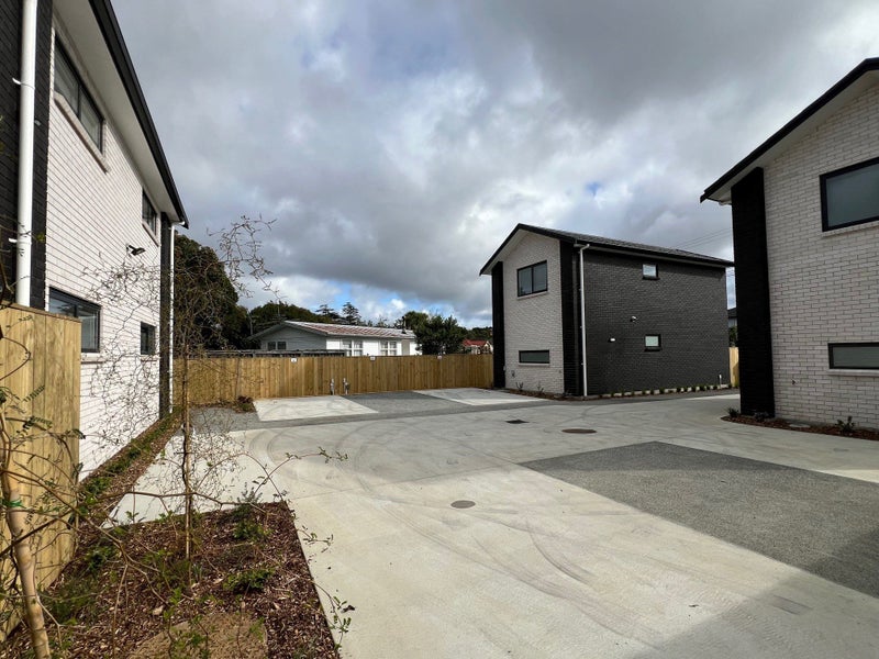 5 Epping Road, Henderson, Auckland - Carousel 9