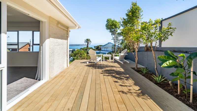 30A The Track, Plimmerton, Porirua - Carousel 1