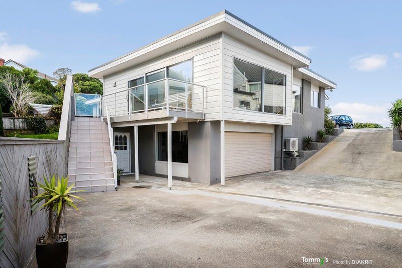 65A Homebush Road, Khandallah, Wellington - Carousel 1