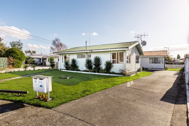 9A Armour Place, Onekawa, Napier - Carousel 1