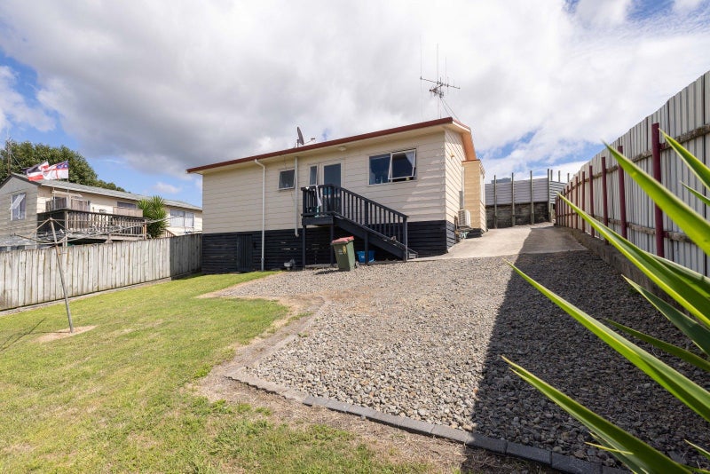 13B King Street, Te Puke, Te Puke - Carousel 1