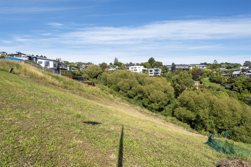 69 Longhurst Terrace, Cashmere, Christchurch - Carousel 2