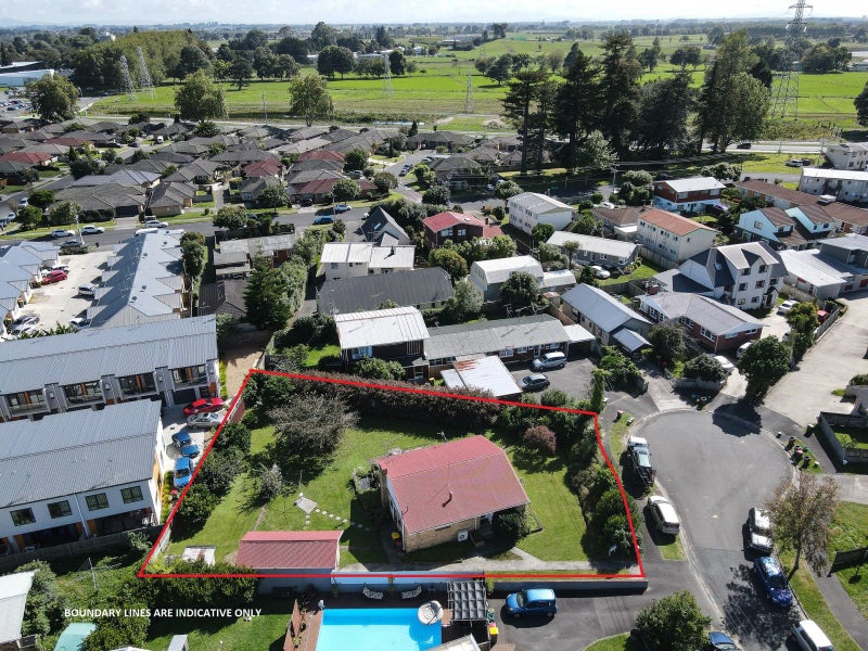 13 Tralee Place, Hillcrest, Hamilton - Carousel 2