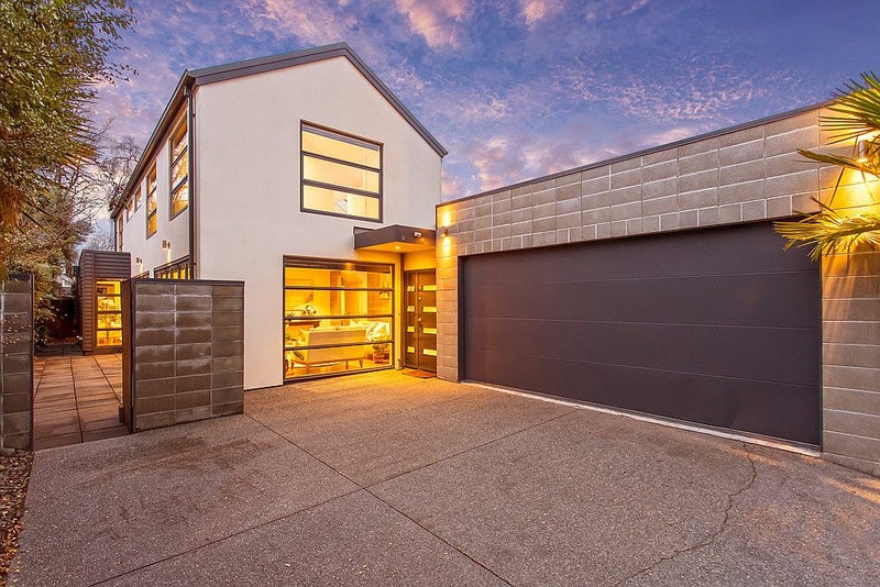 66 Holly Road, St Albans, Christchurch - Carousel 1
