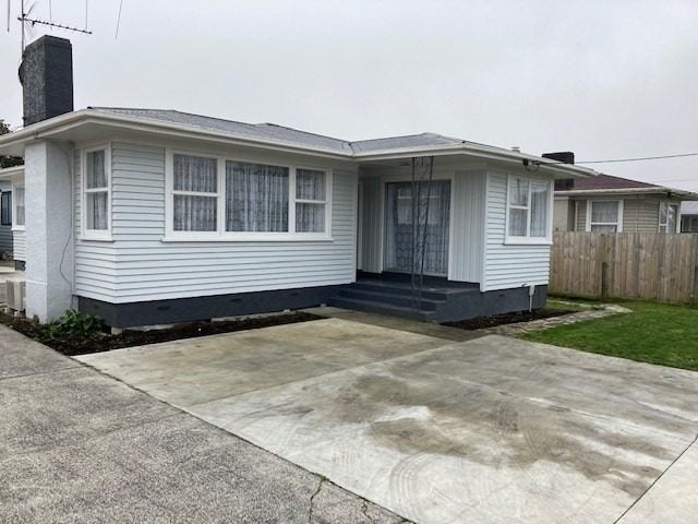 20 Yvonne Street, Melville, Hamilton - Carousel 1